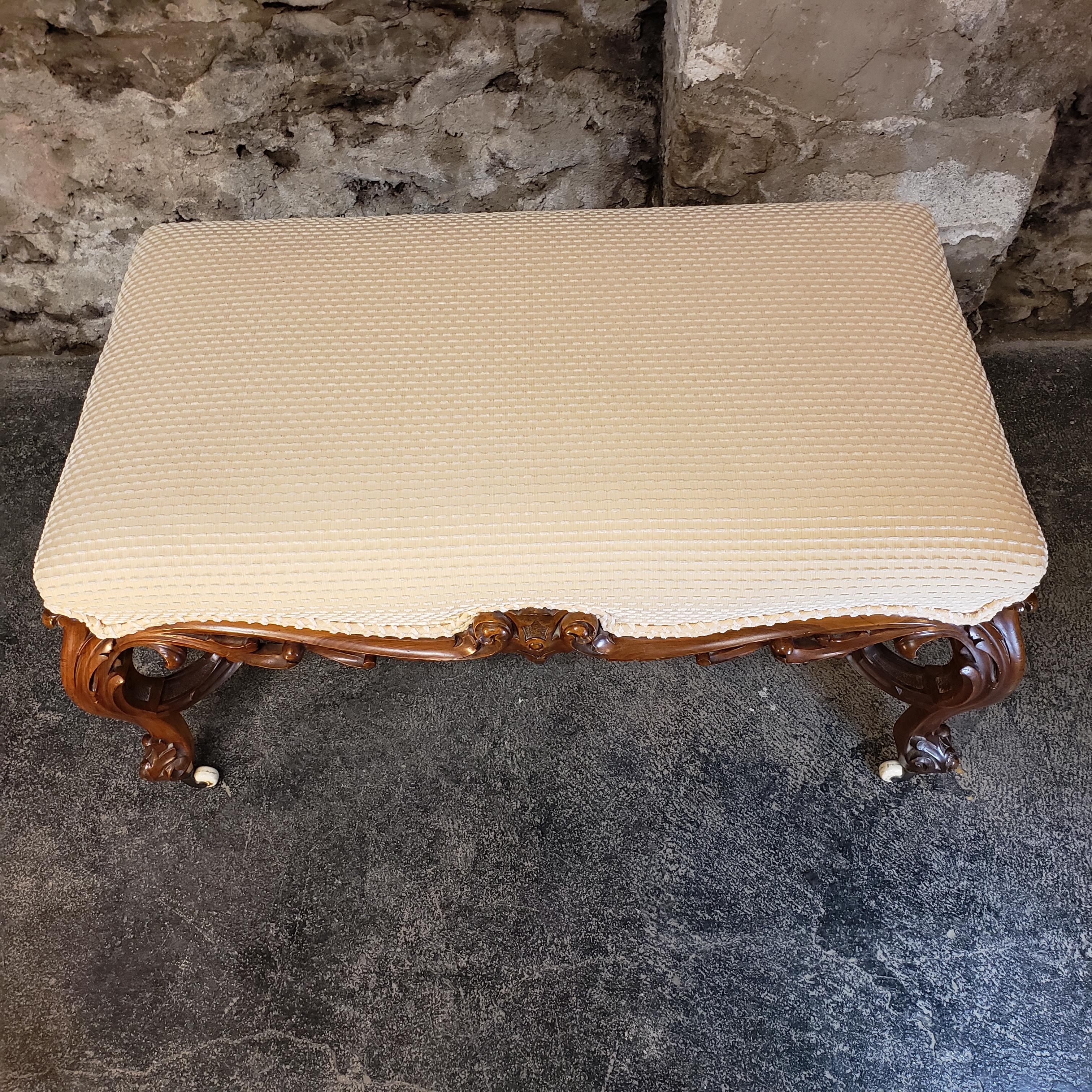 19th Century French Louis XV Style Upholstered Rococo Bench 1
