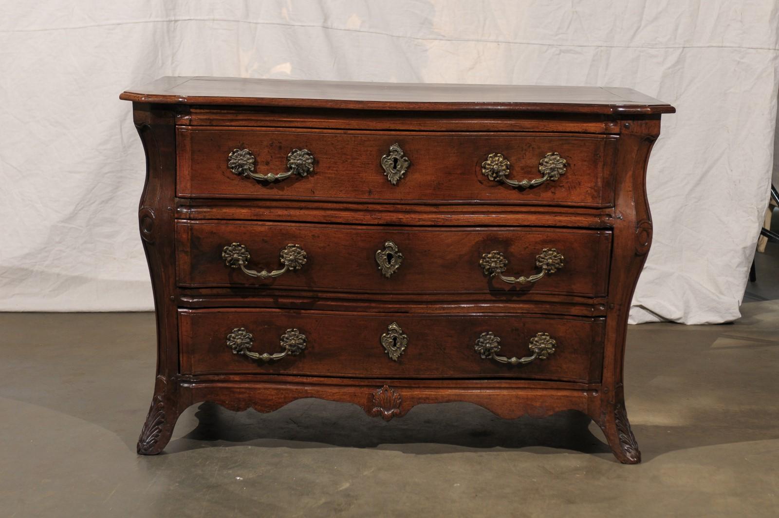 19th Century French Louis XV Style Walnut Commode with Carved Details 5