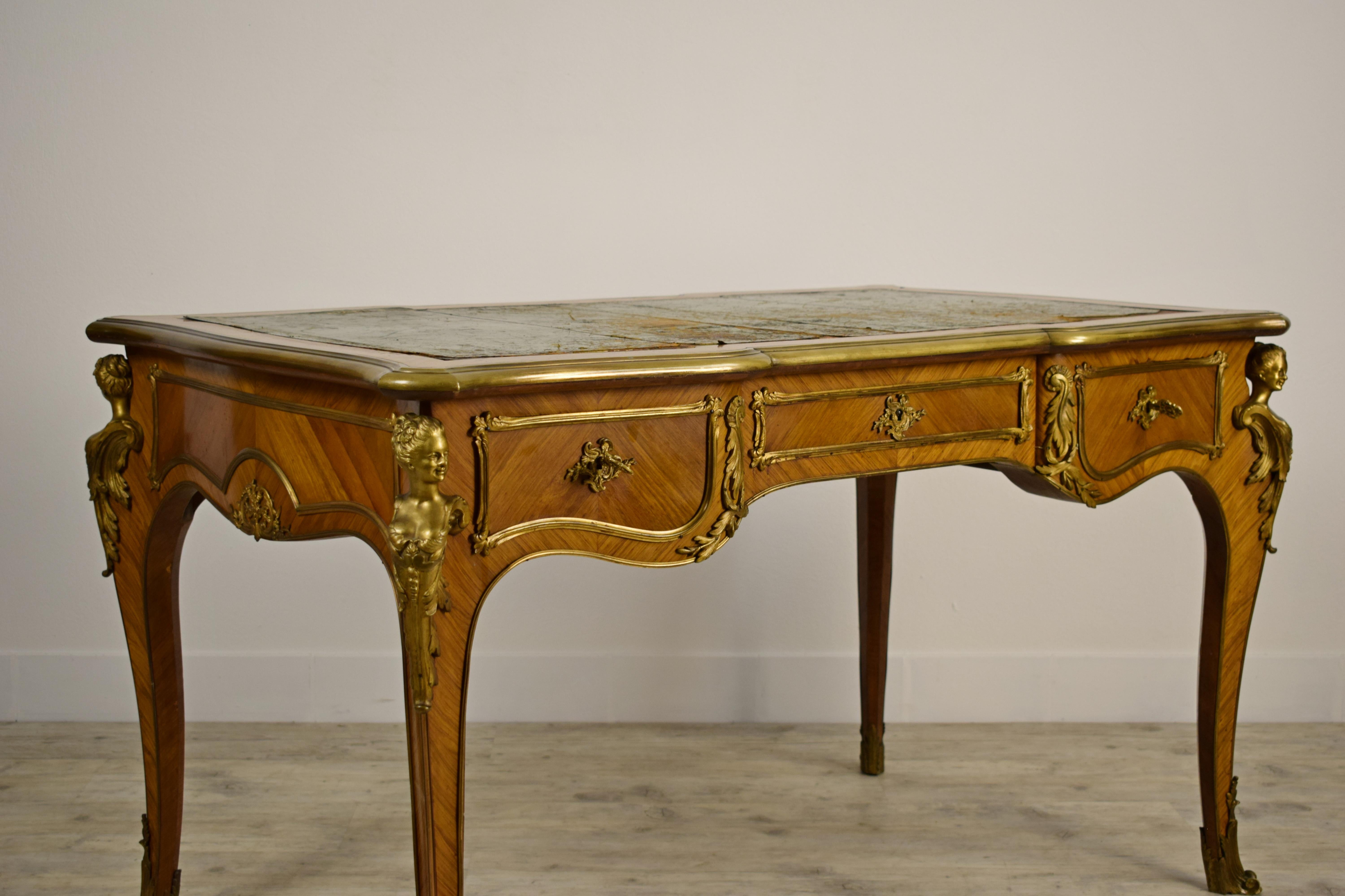 19th Century, French Louis XV Style Wood Centre Desk with Gilt Bronze For Sale 16