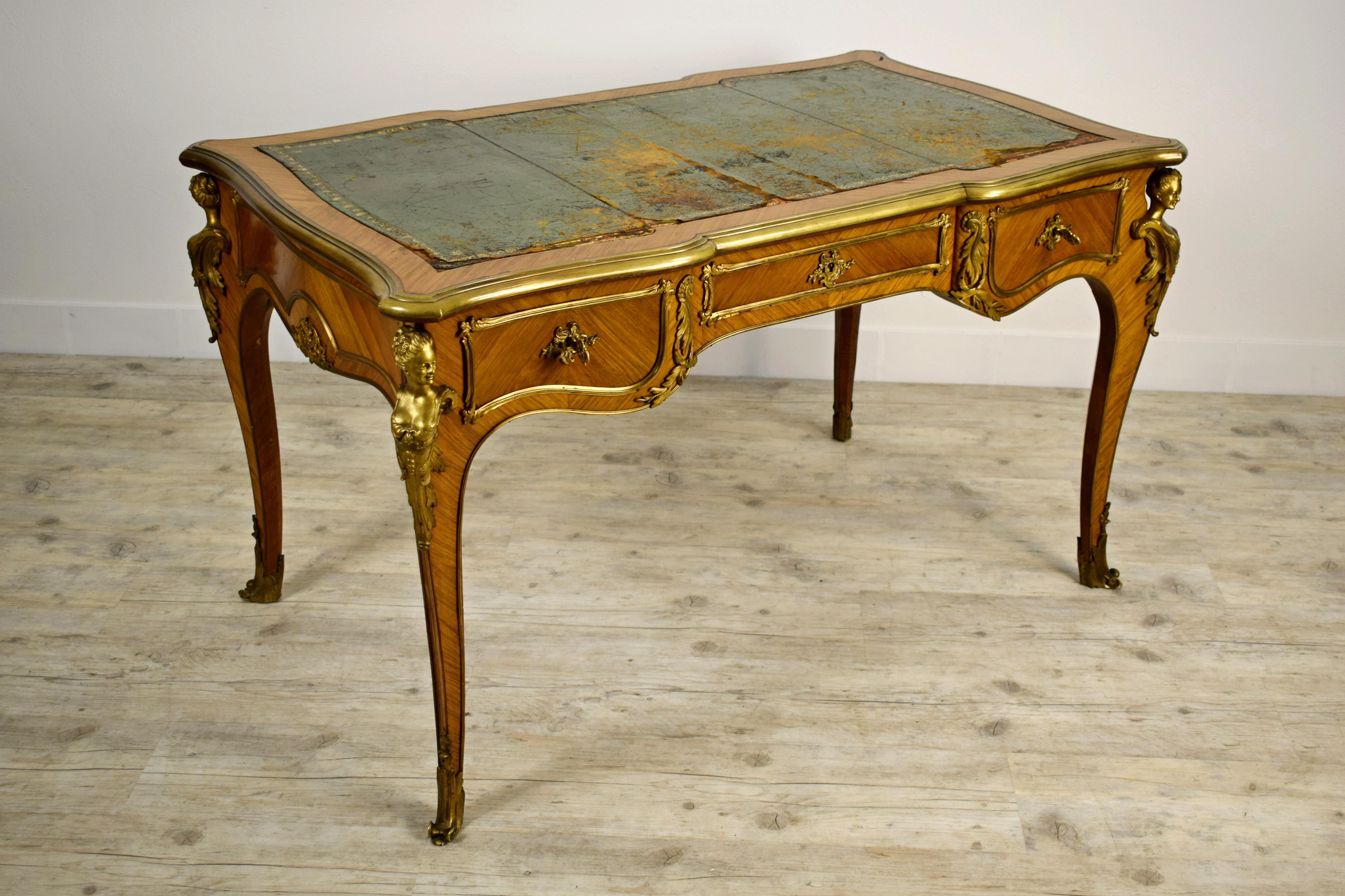 19th Century, French Louis XV Style Wood Centre Desk with Gilt Bronze For Sale 1