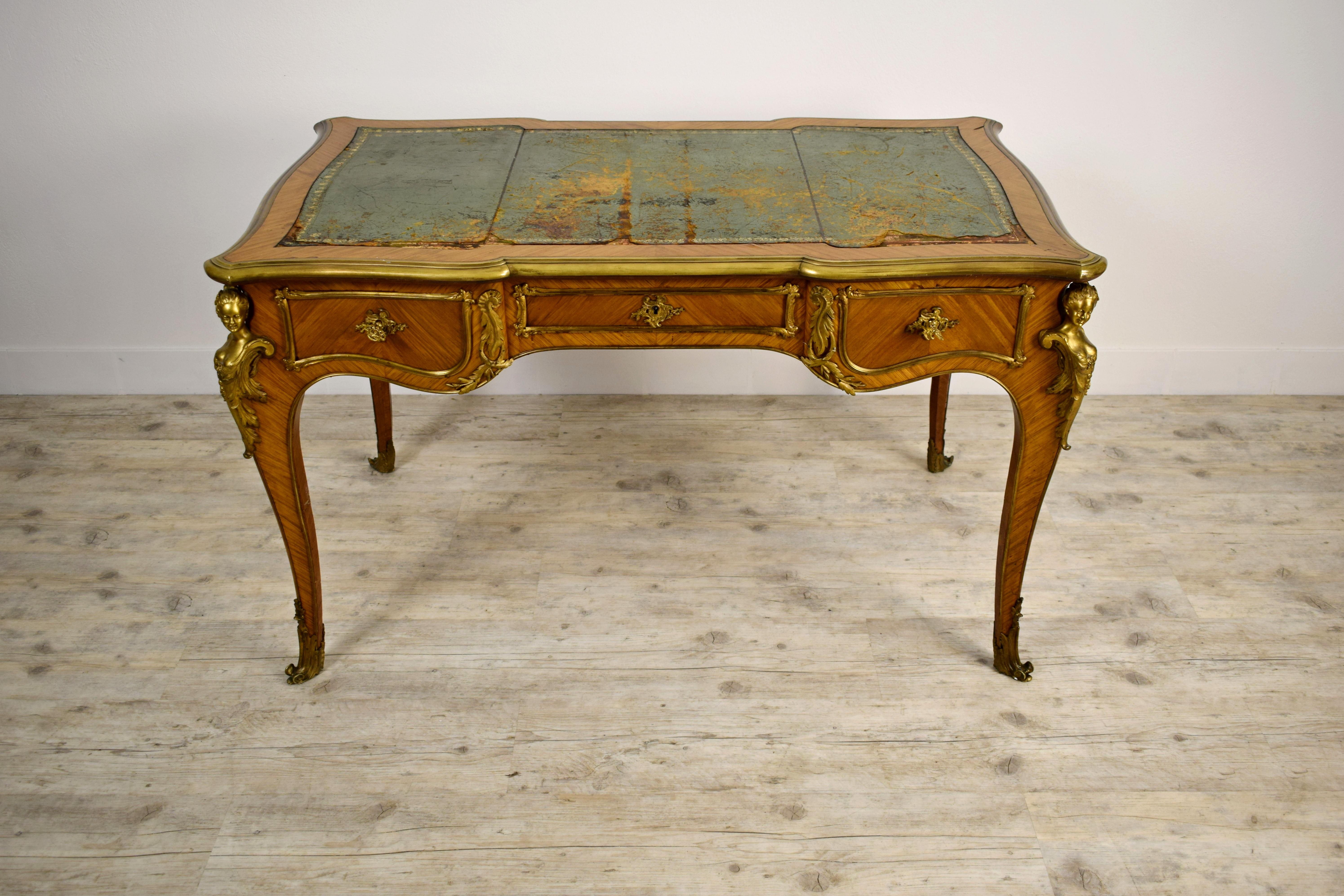 19th Century, French Louis XV Style Wood Centre Desk with Gilt Bronze For Sale 4