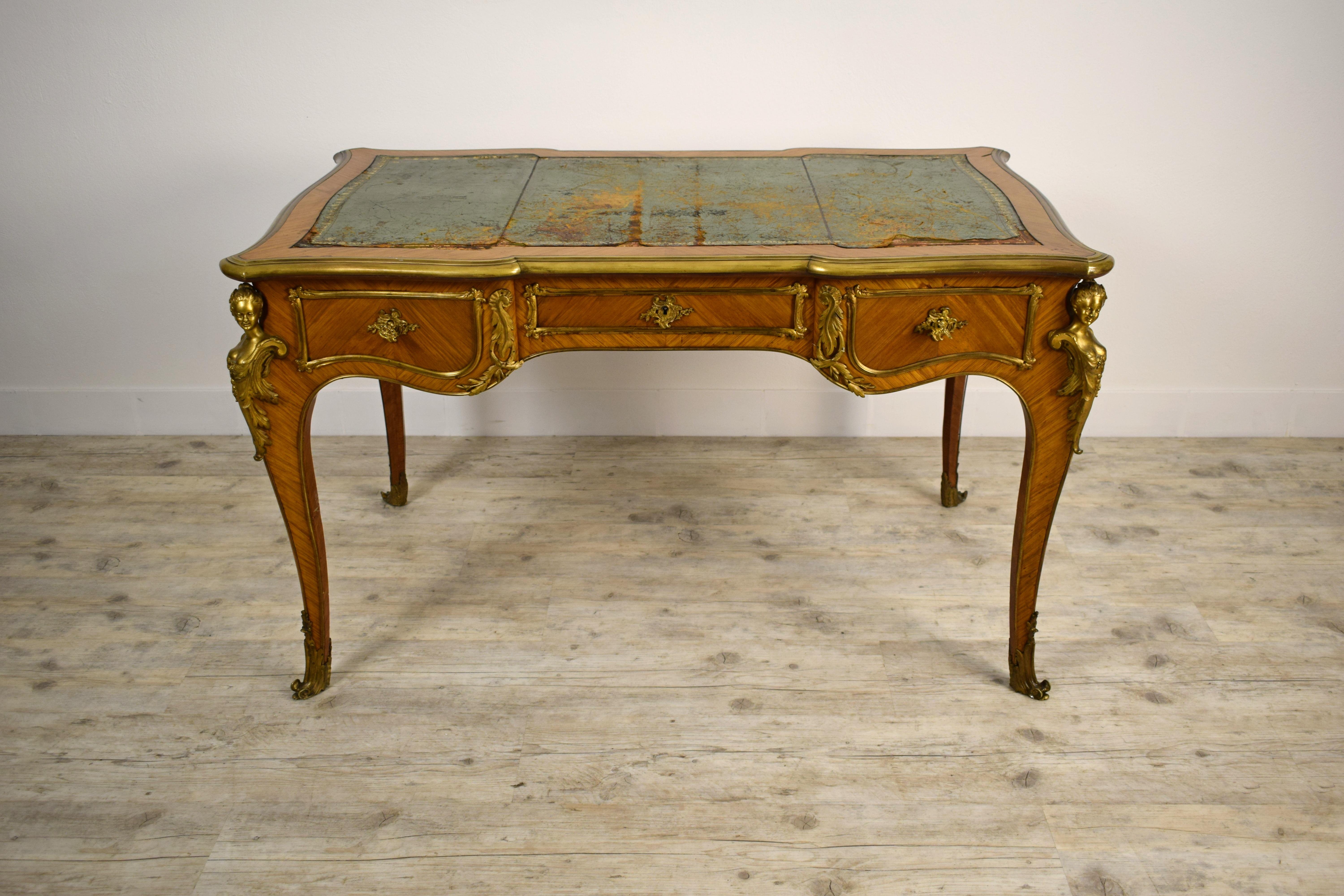 19th Century, French Louis XV Style Wood Centre Desk with Gilt Bronze For Sale 5