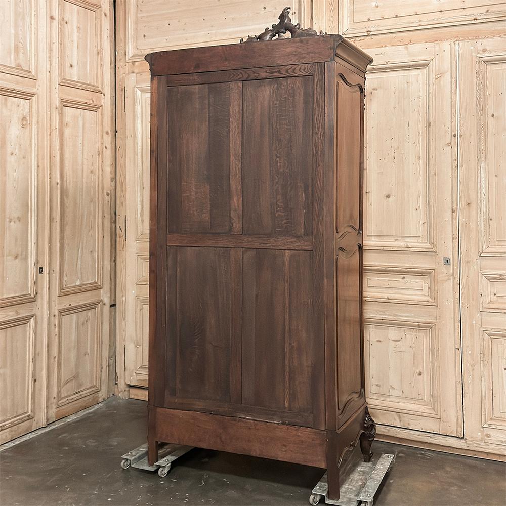 19th Century French Louis XV Walnut Armoire For Sale 14