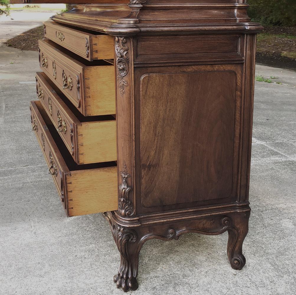 19th Century French Louis XV Walnut Cabinet, Commode 2