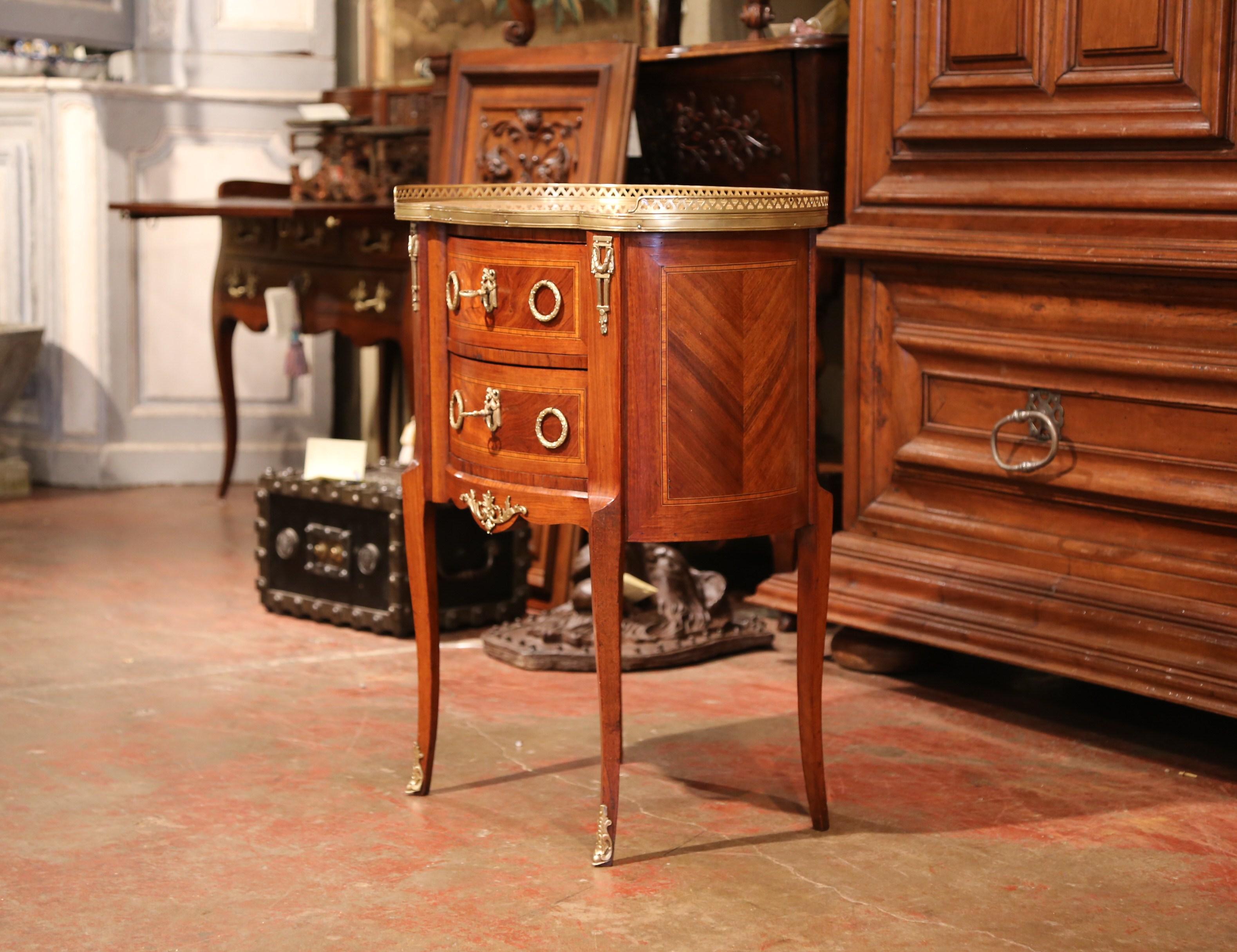 19th Century French Louis XV Walnut Commode Nightstand Chest with Marble Top 3