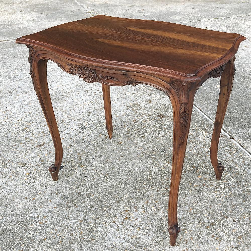 Hand-Carved 19th Century French Louis XV Walnut End Table