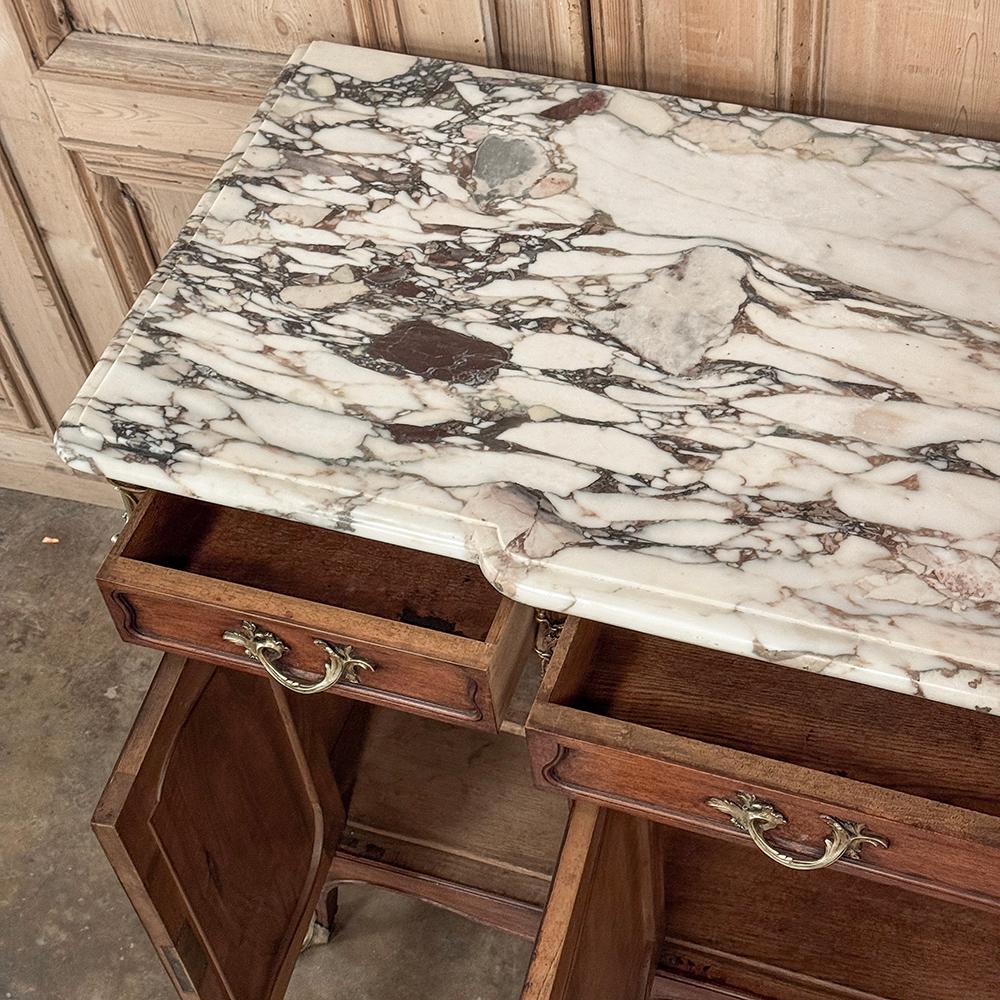 Buffet francese Luigi XV del XIX secolo con piano in marmo di noce e ormeggio in vendita 11