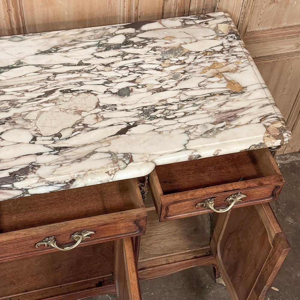 Buffet francese Luigi XV del XIX secolo con piano in marmo di noce e ormeggio in vendita 13