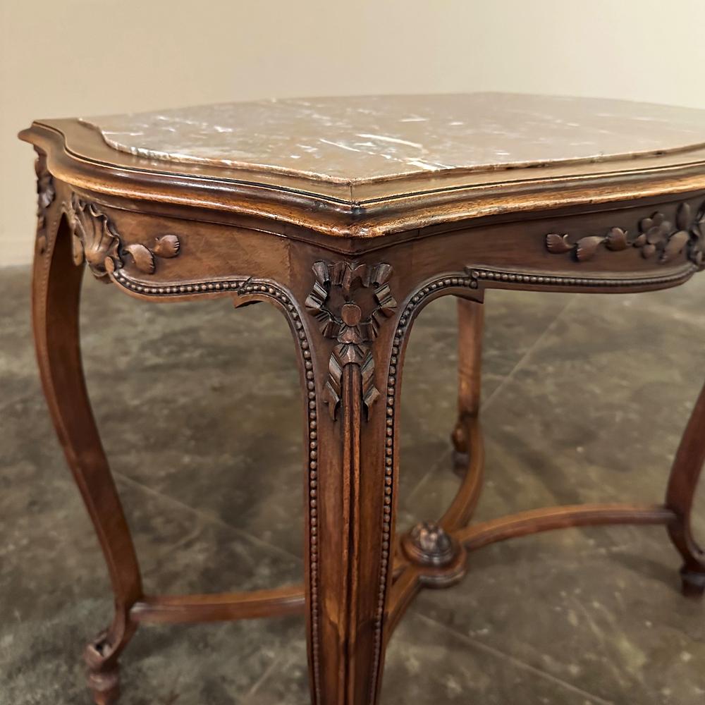 19th Century French Louis XV Walnut Marble Top End Table, Center Table For Sale 6