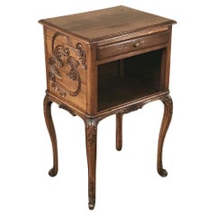 Comodino francese Luigi XV in noce del XIX secolo ~ Tavolino da notte