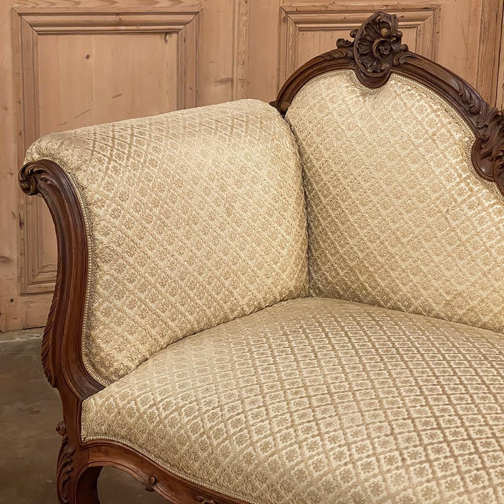 Französische Louis XV.-Sessel aus Nussbaumholz, 19. Jahrhundert im Angebot 6