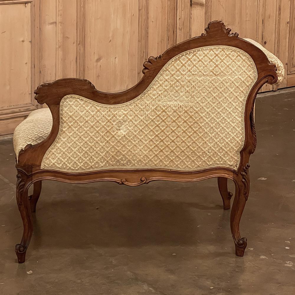 19th Century French Louis XV Walnut Petite Chaise Lounge For Sale 11