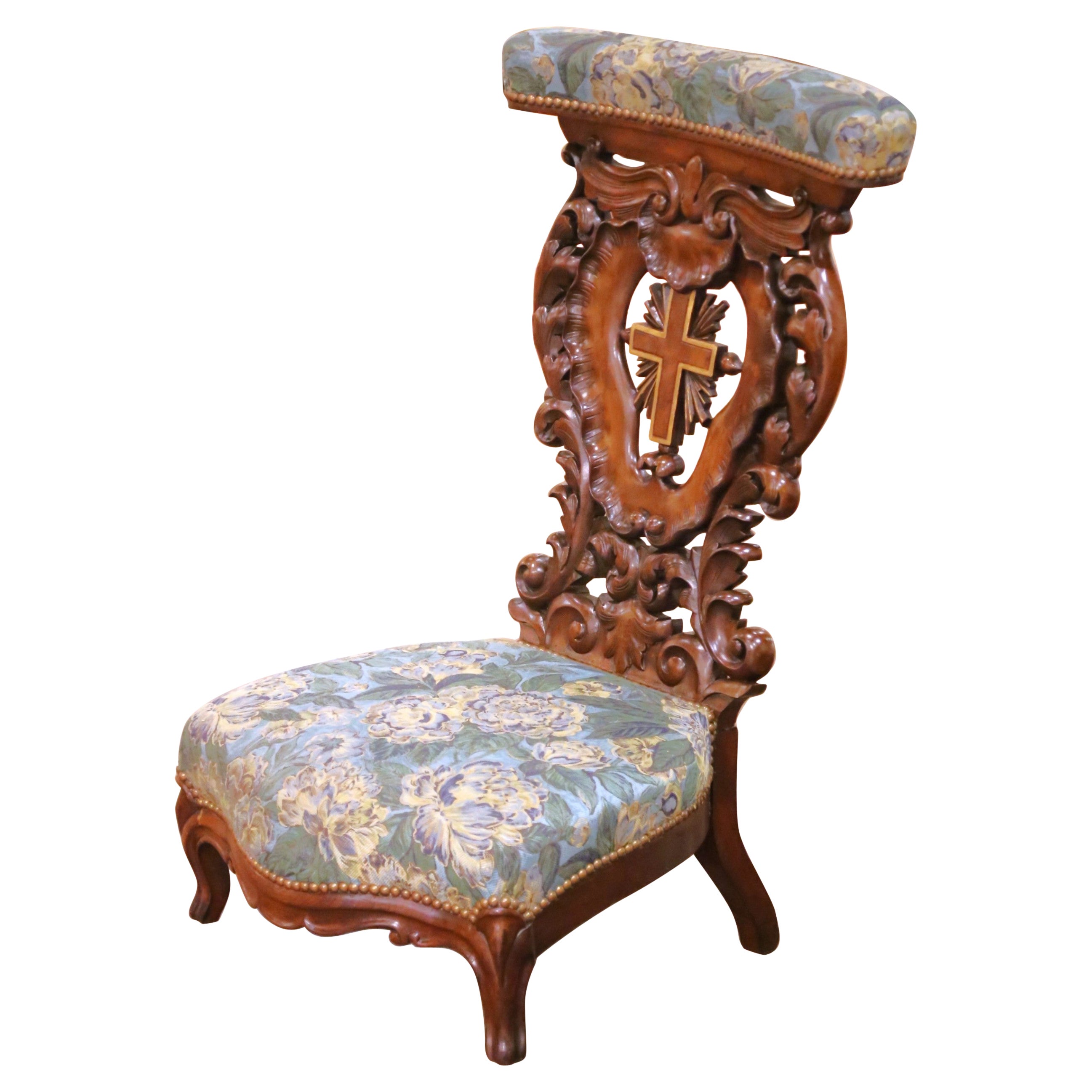 19th Century French Louis XV Walnut Prie-Dieu with Carved Cross and Upholstery