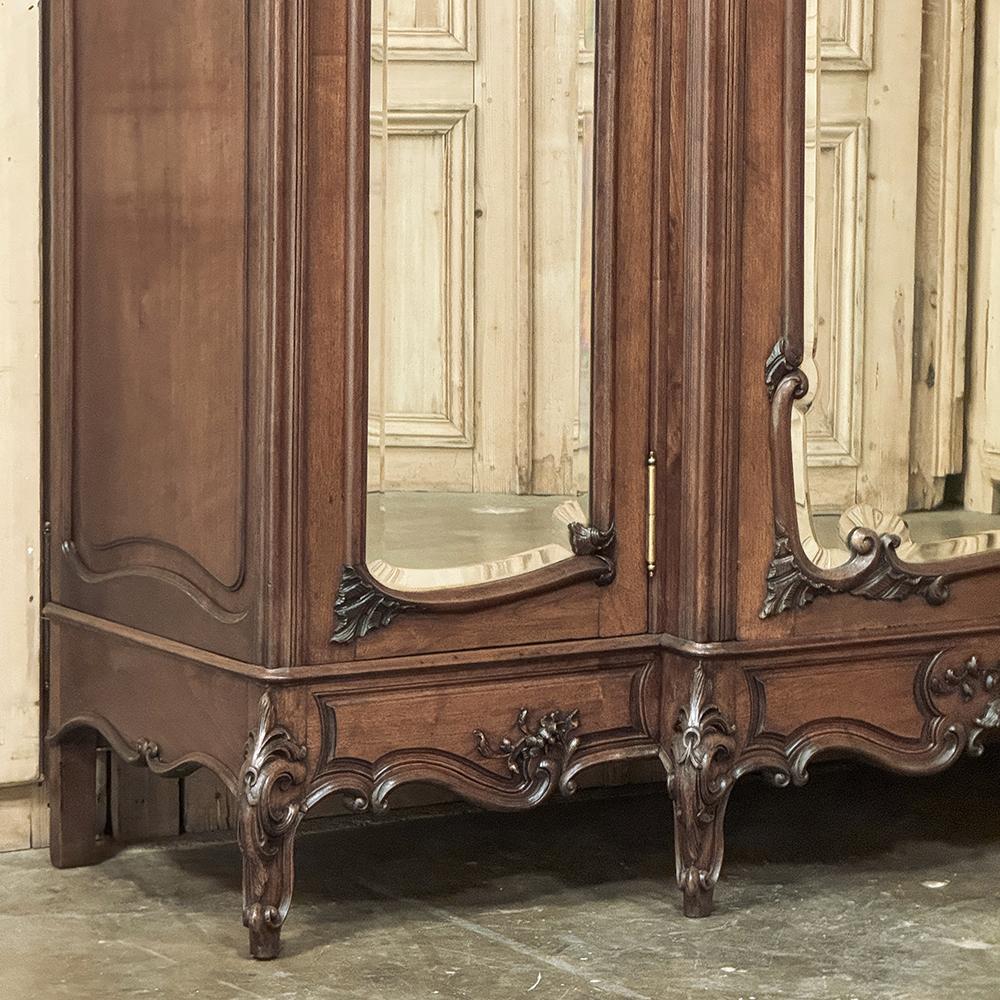 19th Century French Louis XV Walnut Triple Armoire For Sale 5