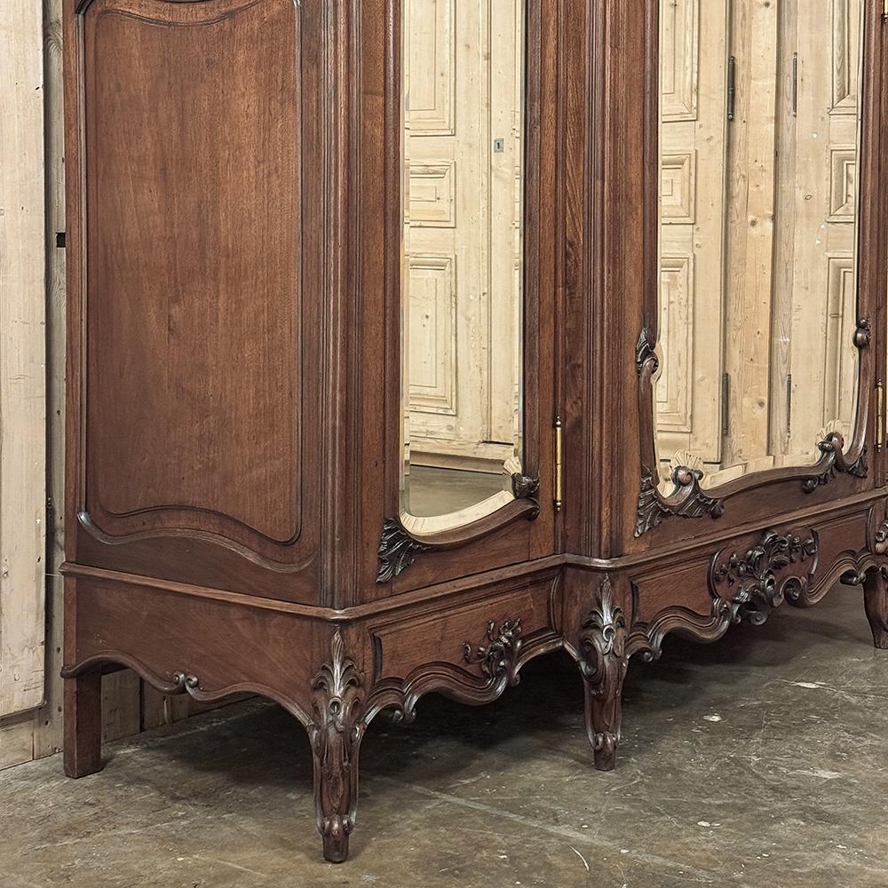 19th Century French Louis XV Walnut Triple Armoire For Sale 10