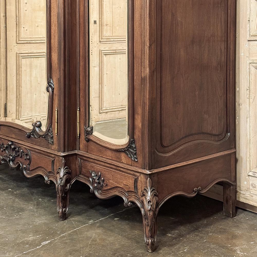 19th Century French Louis XV Walnut Triple Armoire For Sale 11