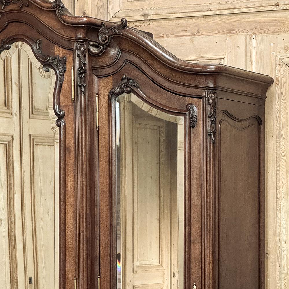 19th Century French Louis XV Walnut Triple Armoire For Sale 12