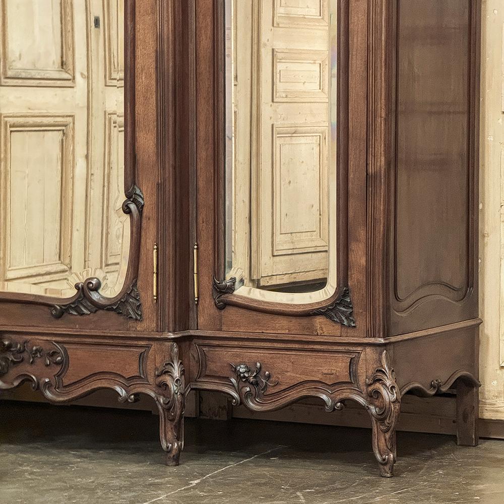 19th Century French Louis XV Walnut Triple Armoire For Sale 13