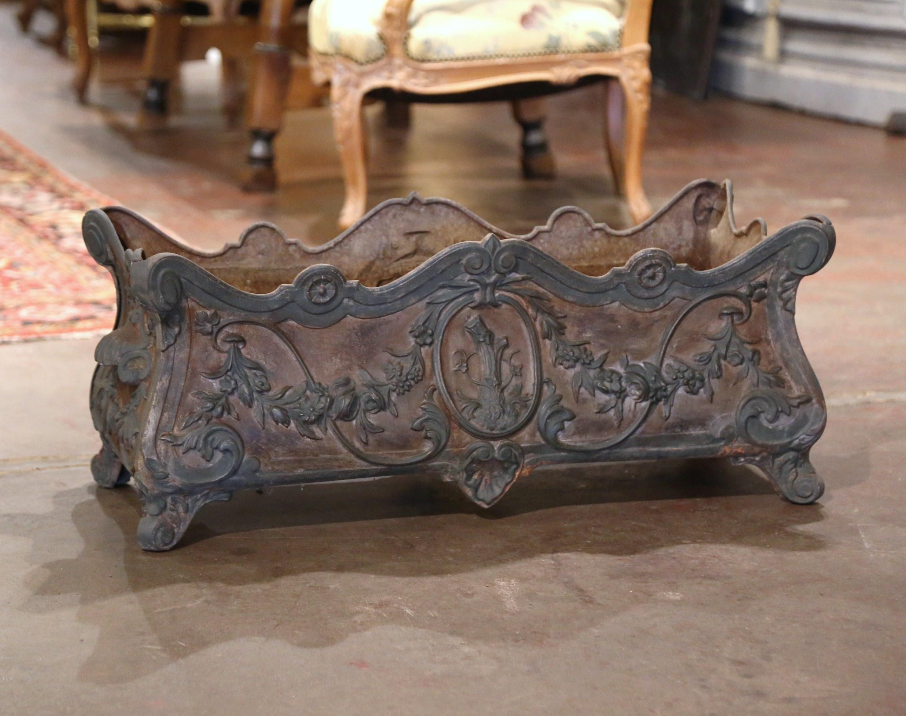 19th Century French Louis XV Weathered Iron Outdoor Planter Box Jardiniere 3