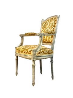 Sillón Luis XVI francés del siglo XIX, lacado patinado y damasco