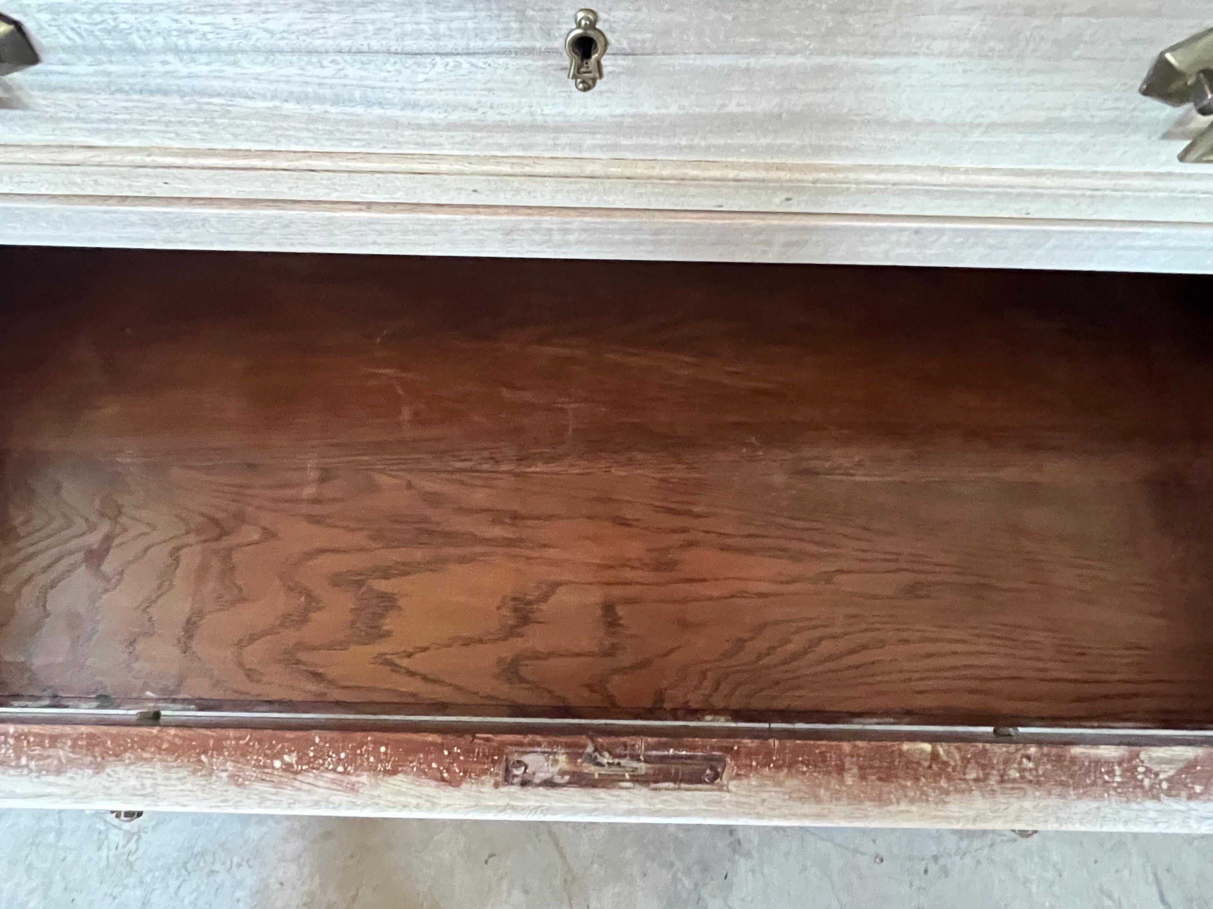 Ottone Secretaire / Commode in mogano sbiancato Luigi XVI del XIX secolo con marmo in vendita