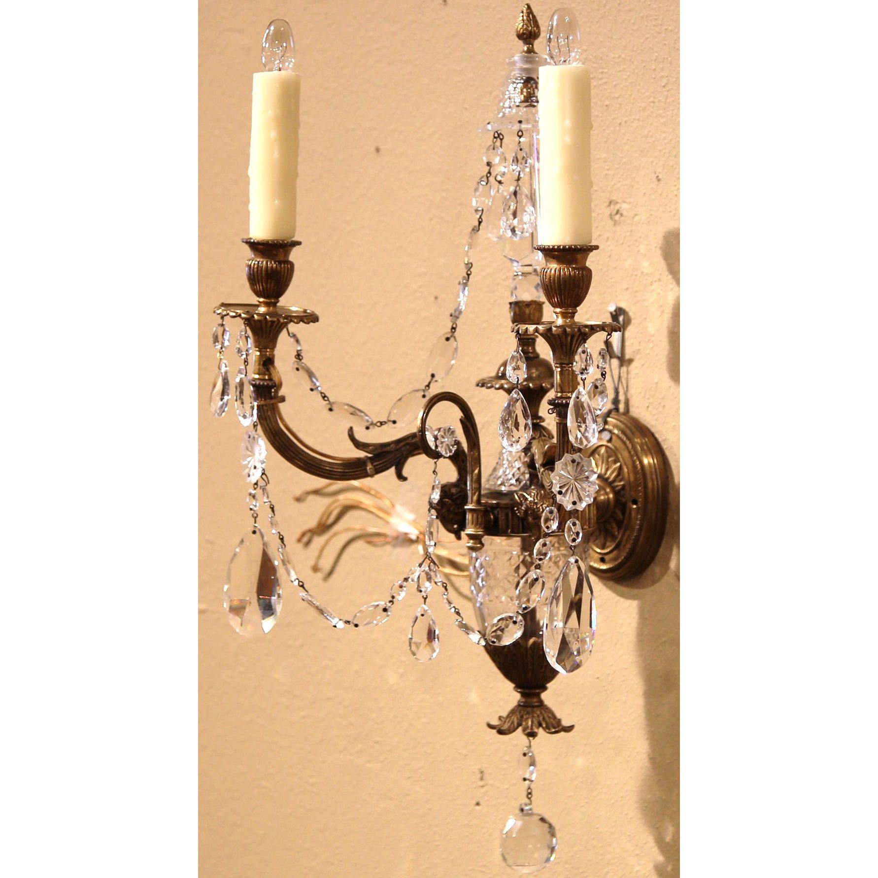19th Century French Louis XVI Bronze and Cut-Glass Two-Light Sconce For Sale 4