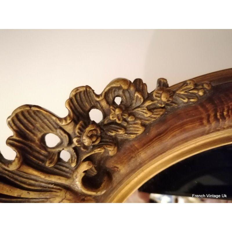 19th Century French Louis XVI Carved Gilt-Wood Oval Wall Mirror In Good Condition For Sale In SITTINGBOURNE, Kent