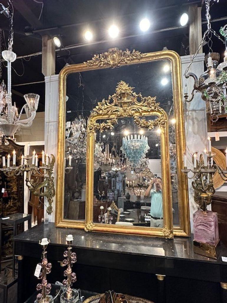 19th Century French Louis XVI Carved Giltwood Mirror For Sale 5