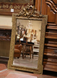 19th Century French Louis XVI Carved Giltwood Mirror with Foliate Motif