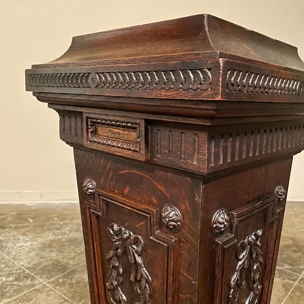 19th Century French Louis XVI Carved Pedestal For Sale 5