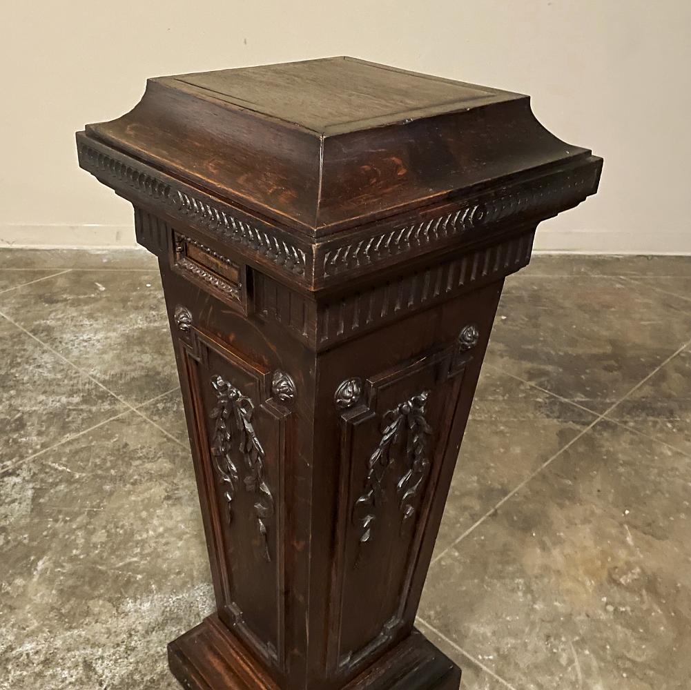 19th Century French Louis XVI Carved Pedestal For Sale 6