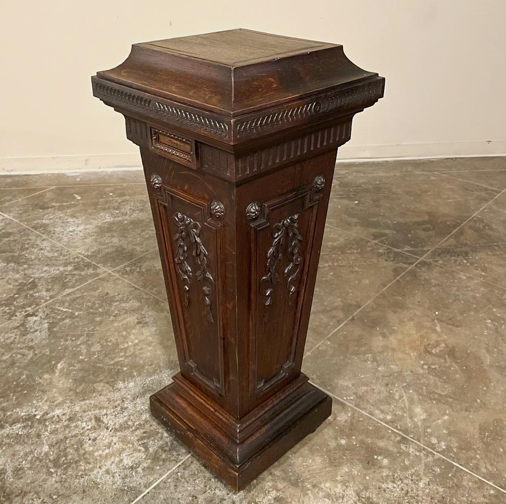 19th Century French Louis XVI Carved Pedestal For Sale 7
