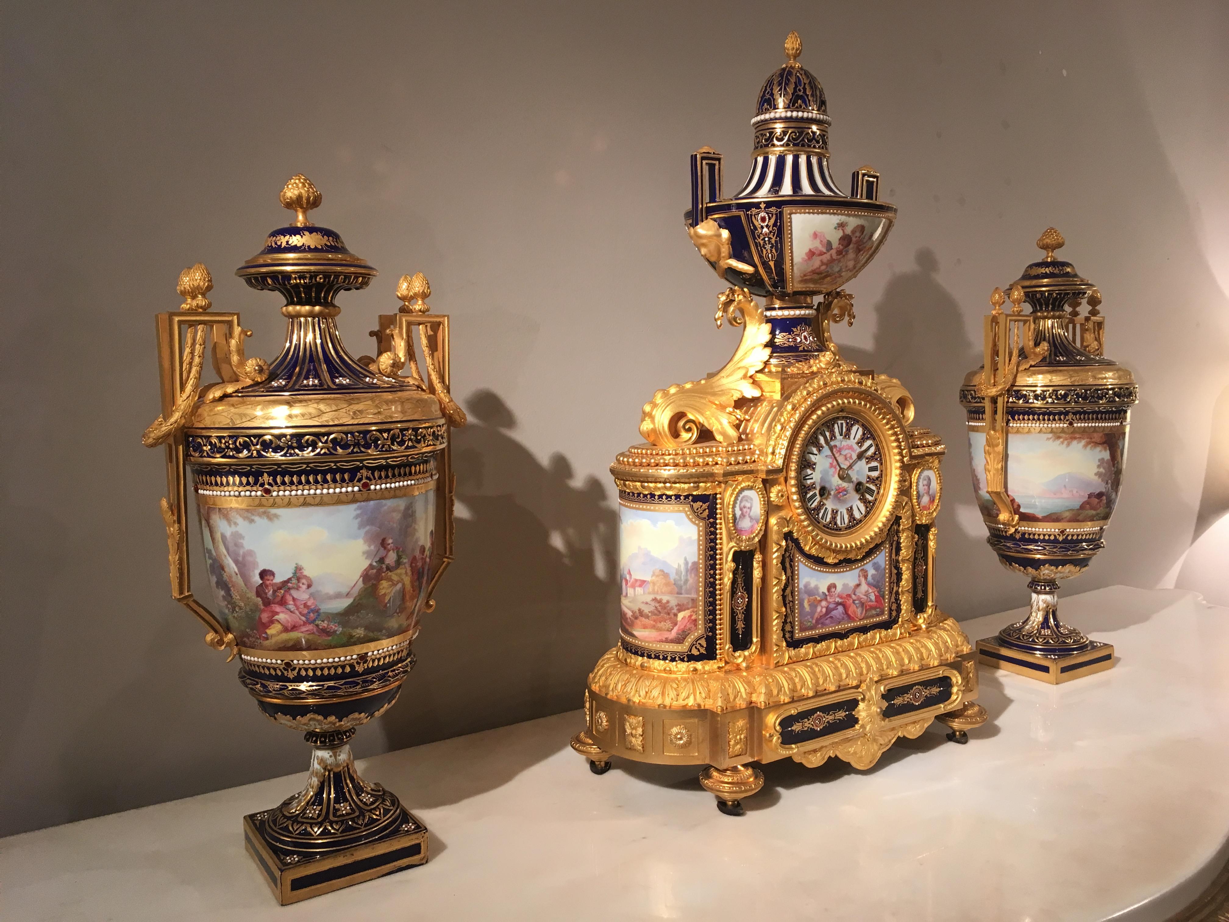 19th Century French Louis XVI Clock Garniture with Sévres Porcelain and Ormolu In Good Condition For Sale In London, GB