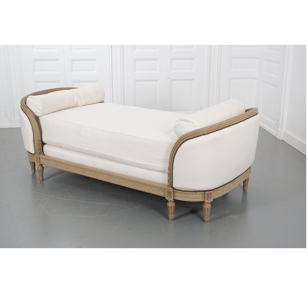 19th Century French Louis XVI Daybed 4