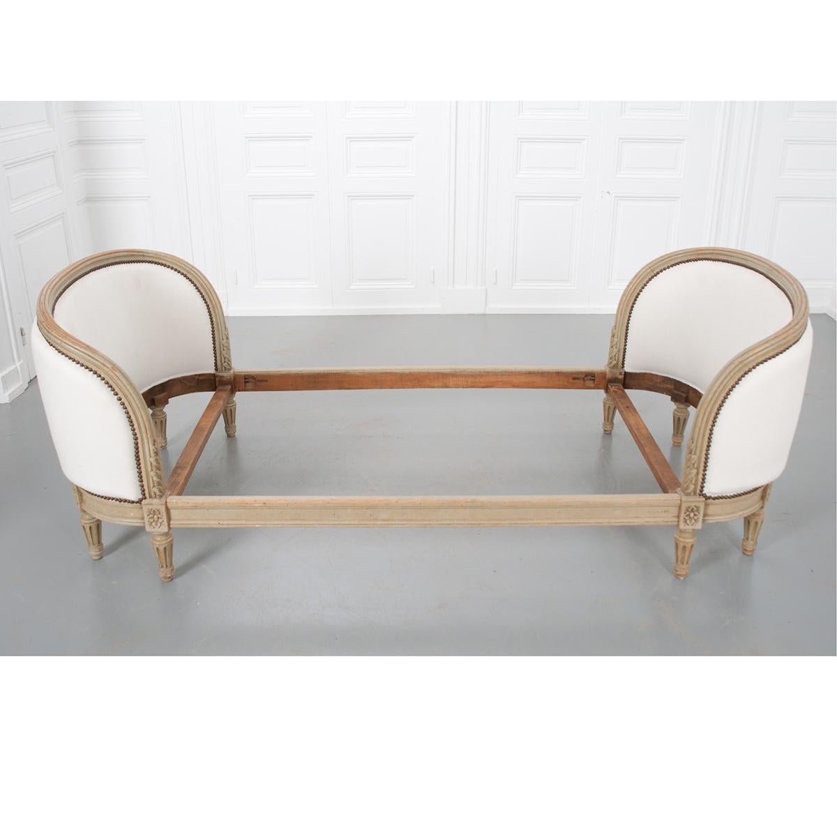 19th Century French Louis XVI Daybed 5