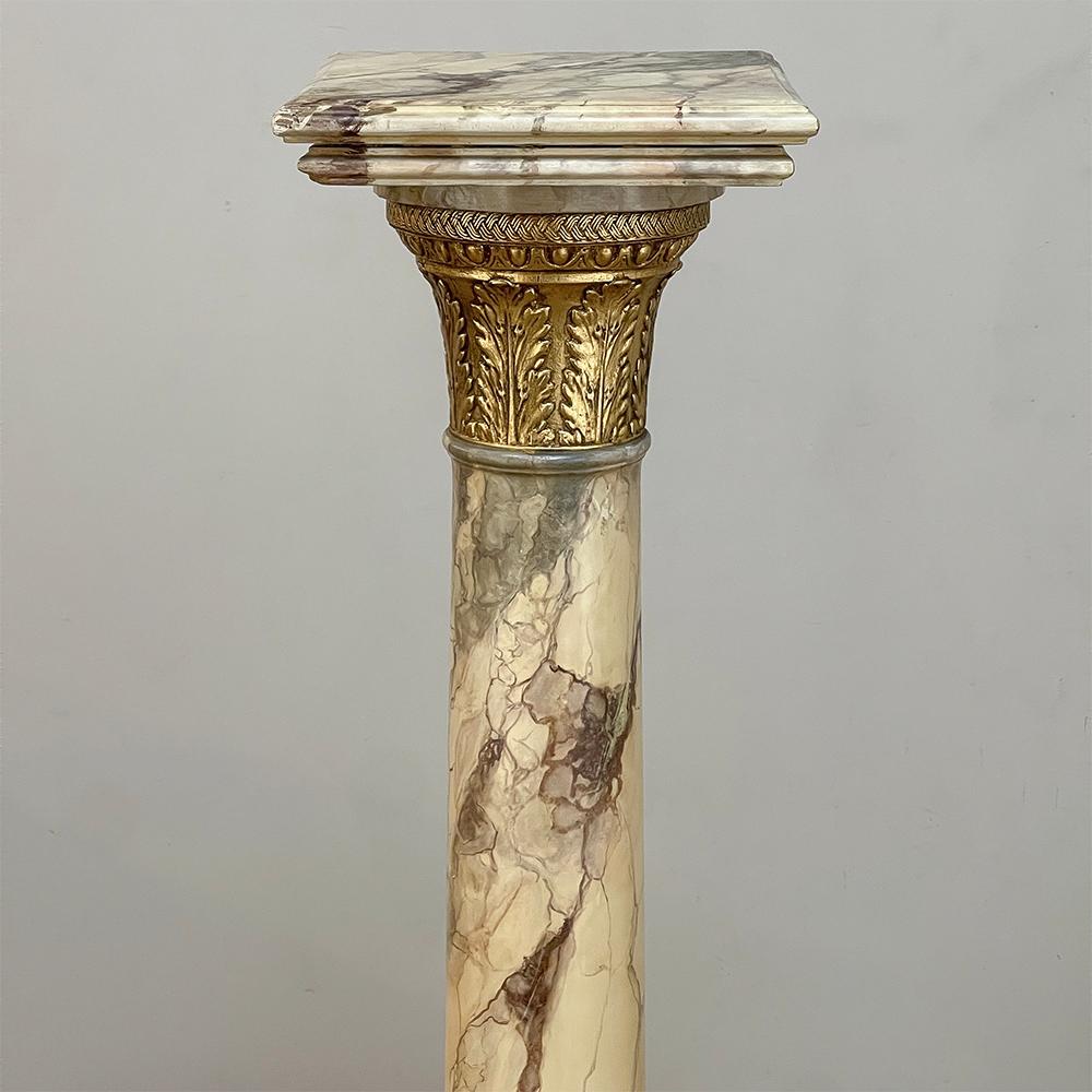 Französischer Louis-XVI-Sockel aus Kunstmarmor, 19. Jahrhundert im Angebot 11