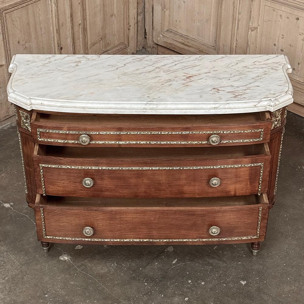 Commodo francese Luigi XVI del XIX secolo con piano in marmo e legno di frutta in vendita 10