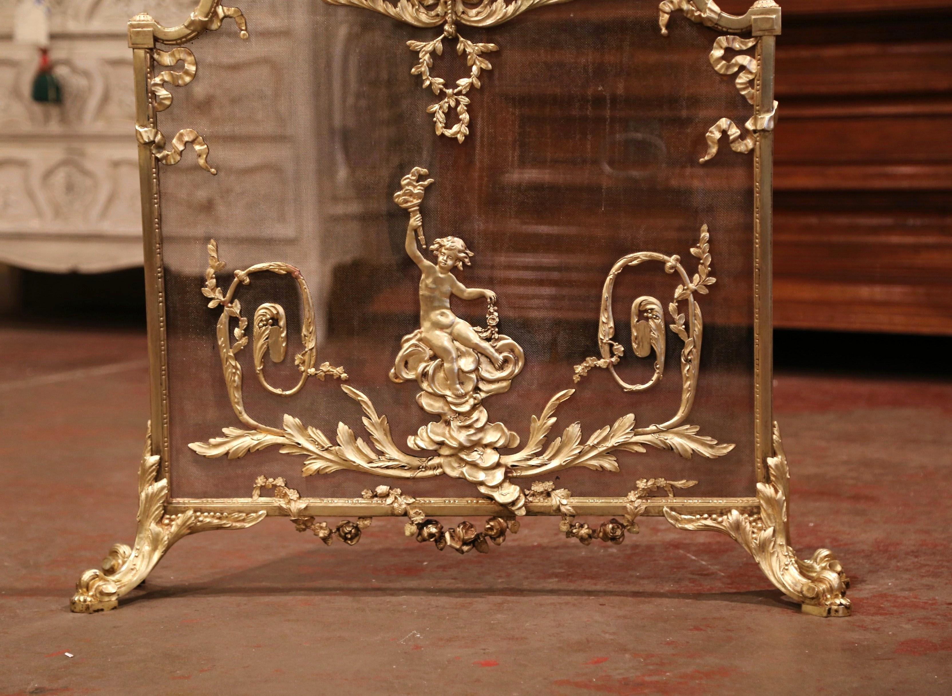 19th Century French Louis XVI Gilt Bronze Fireplace Screen with Cherub Decor In Excellent Condition In Dallas, TX