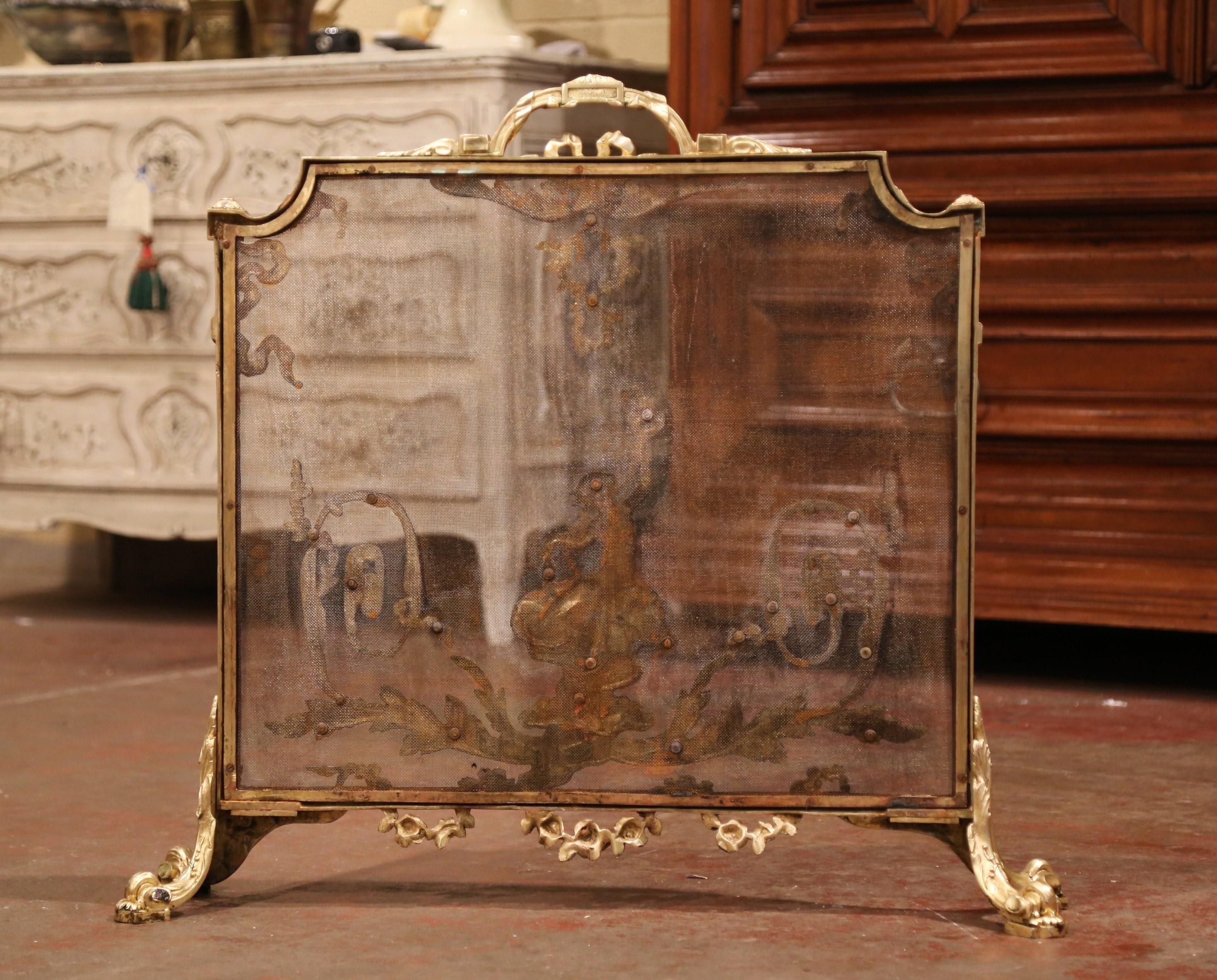19th Century French Louis XVI Gilt Bronze Fireplace Screen with Cherub Decor 4