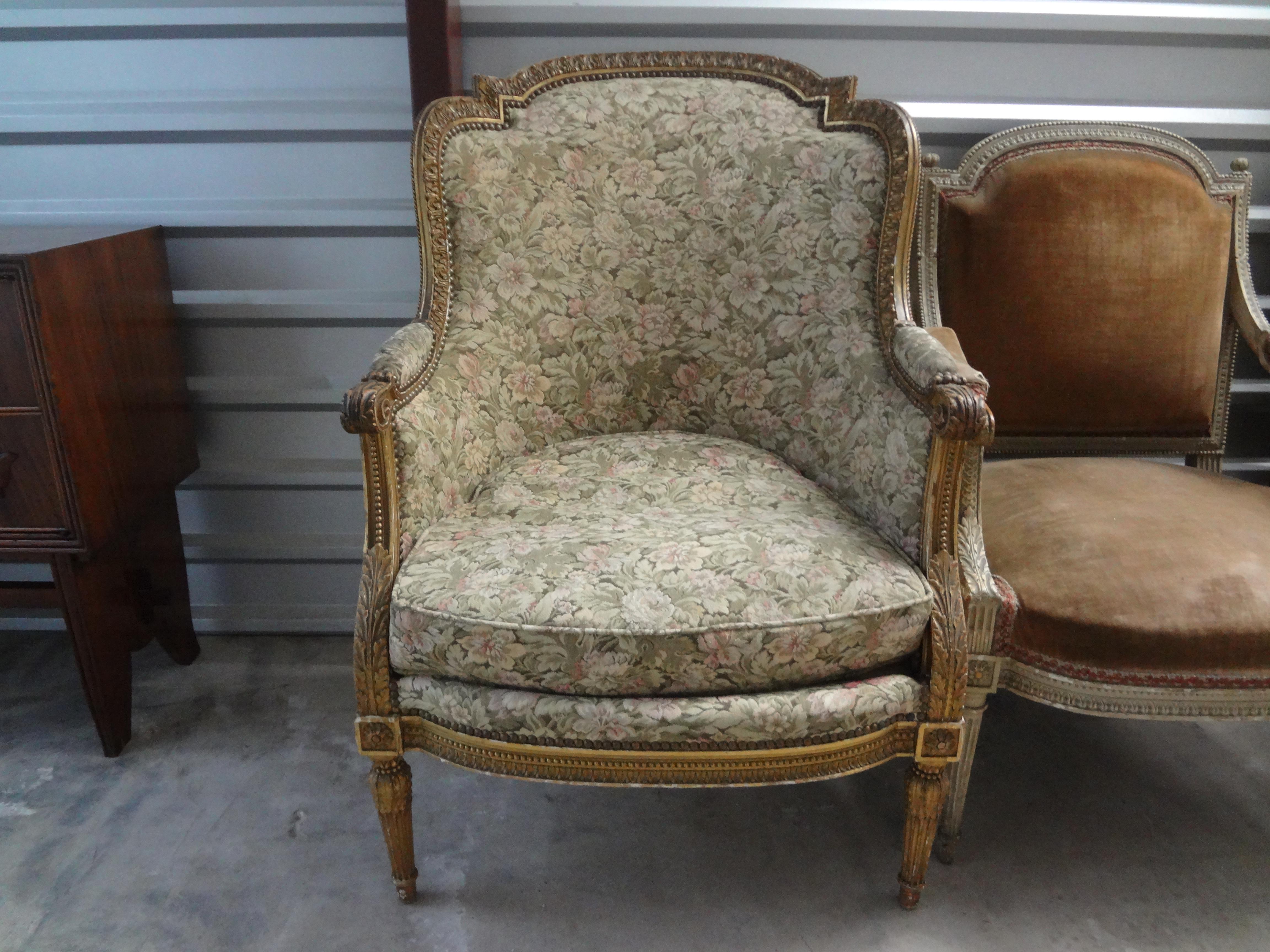 19th Century French Louis XVI Giltwood Bergere For Sale 5