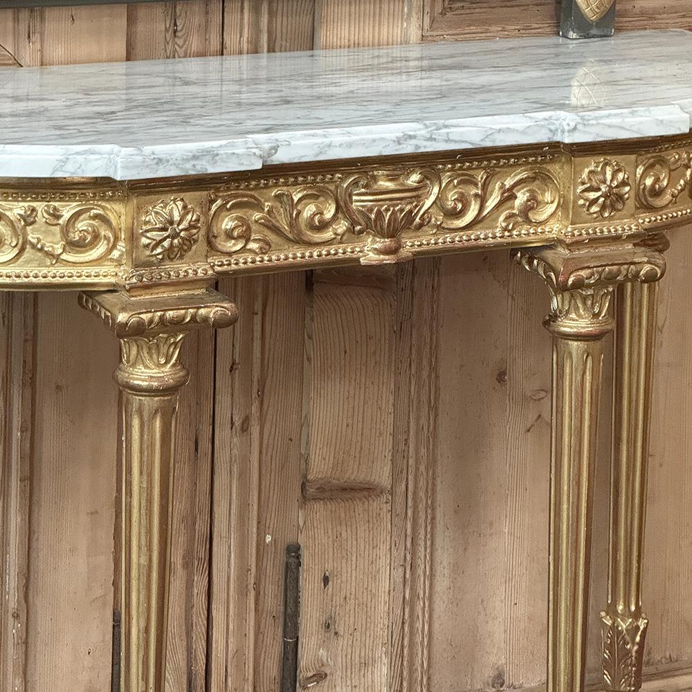 Console Demilune francese Luigi XVI del XIX secolo in legno dorato con piano in marmo di Carrara in vendita 2