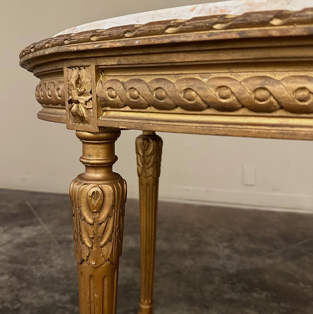 19th Century French Louis XVI Giltwood Marble Top Oval End Table For Sale 9