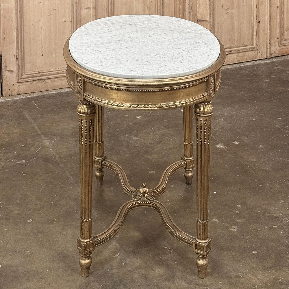 19th Century French Louis XVI Giltwood Marble Top Oval End Table In condizioni buone in vendita a Dallas, TX