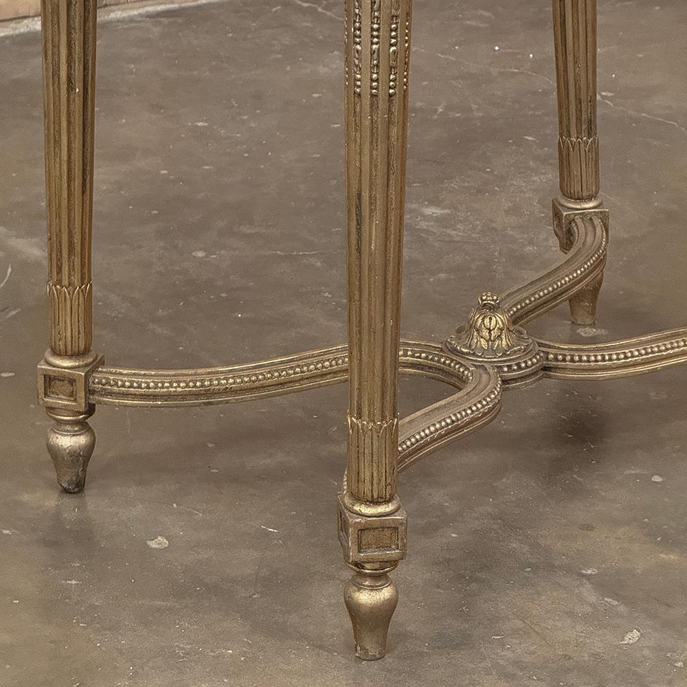 Marmo 19th Century French Louis XVI Giltwood Marble Top Oval End Table in vendita