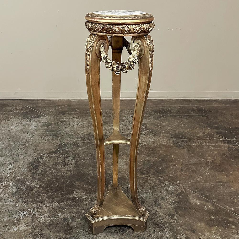 19. Jahrhundert Französisch Louis XVI Giltwood Marmor Top Pedestal im Zustand „Gut“ im Angebot in Dallas, TX