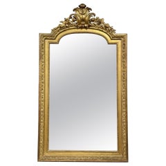 Miroir en bois doré Louis XVI du 19e siècle