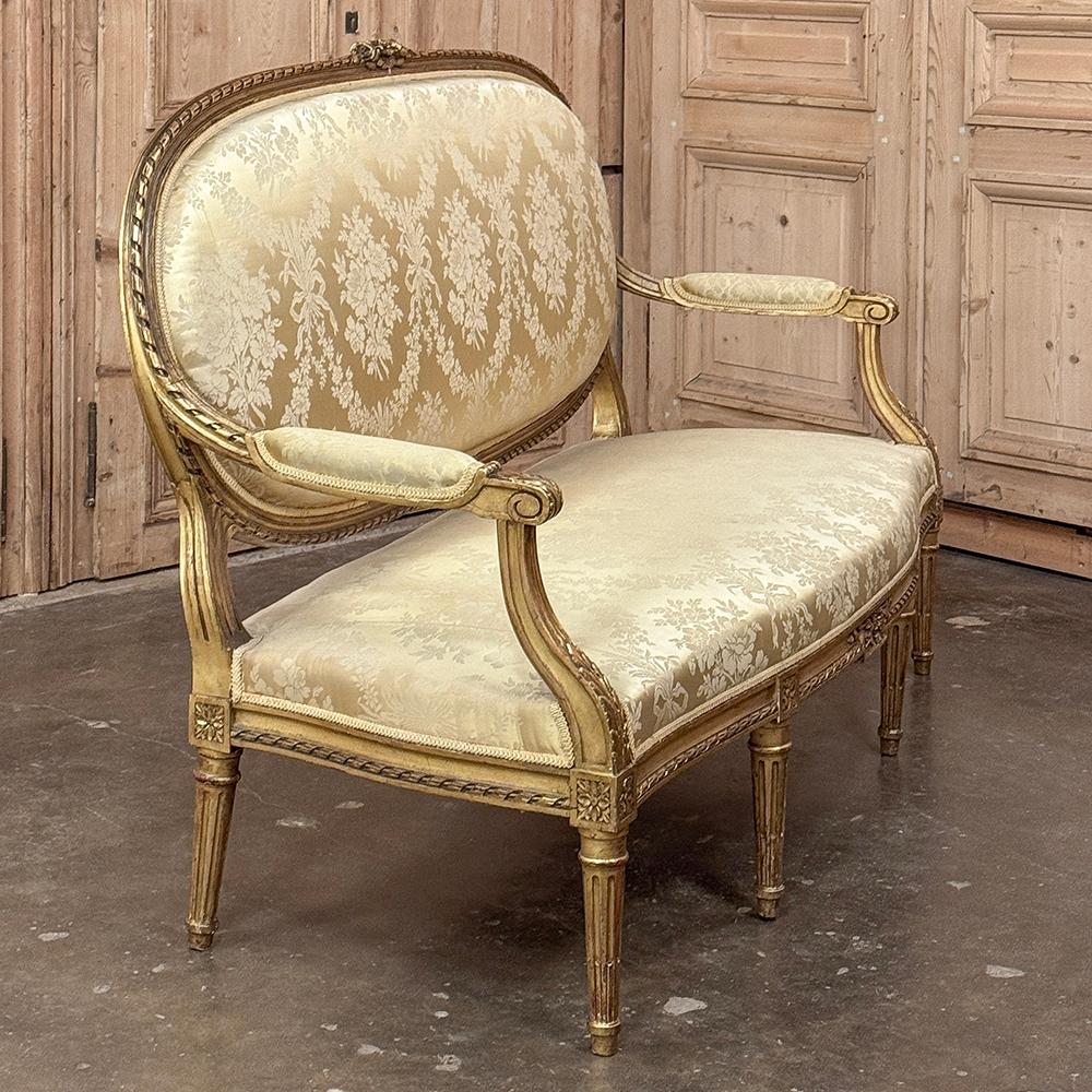 Sofá francés del siglo XIX de madera dorada Luis XVI ~ Canape en venta 8