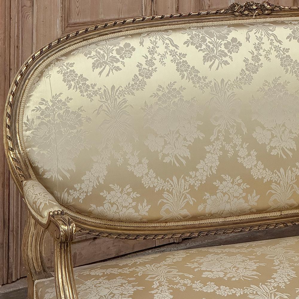 Sofá francés del siglo XIX de madera dorada Luis XVI ~ Canape Fines del siglo XIX en venta