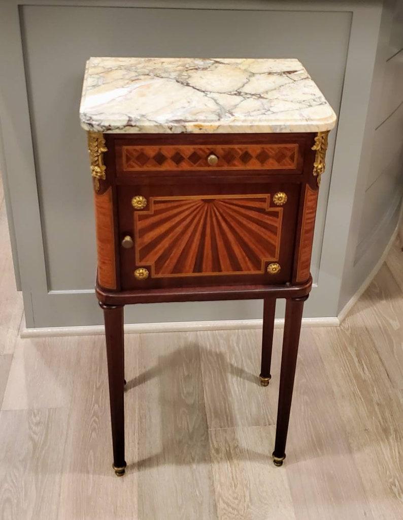 19th Century French Louis XVI Guillaume Grohé Signed Bedside Cabinet In Good Condition For Sale In Forney, TX