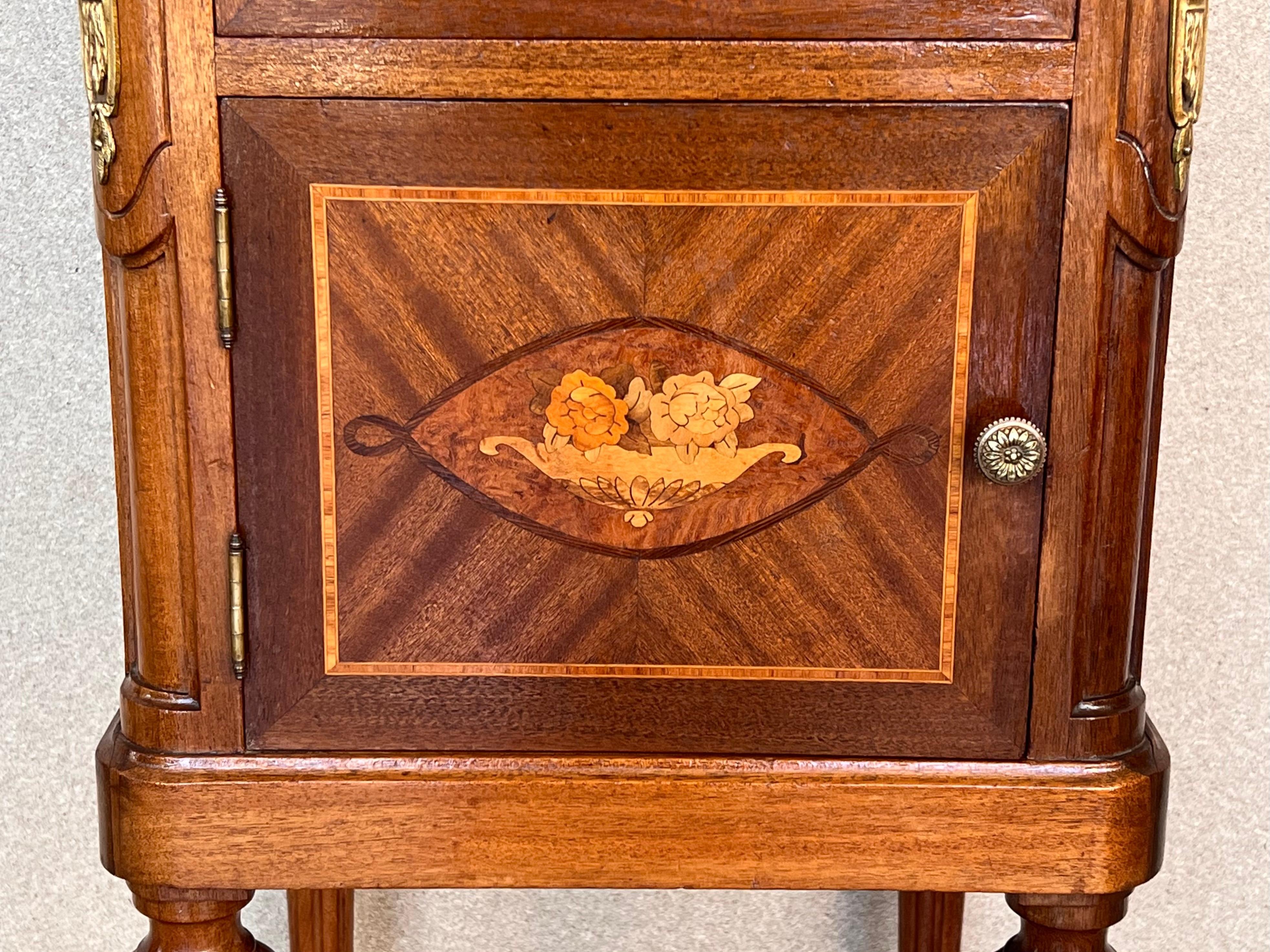 19th Century French Louis XVI Guillaume Grohé Style Bedside Cabinet For Sale 6